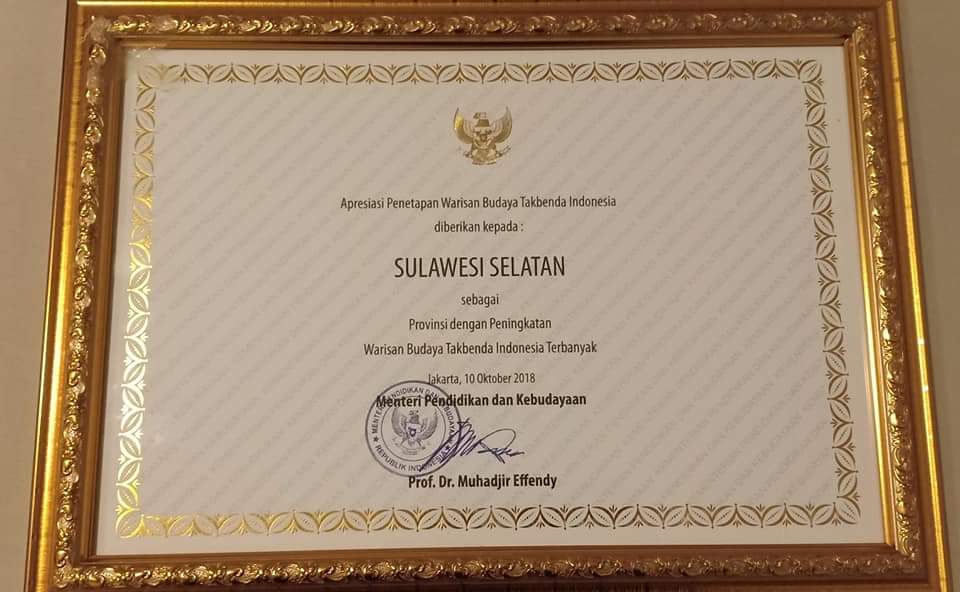 Read more about the article Sulawesi Selatan Menerima Penghargaan Sebagai Provinsi Dengan Peningkatan Warisan Budaya Takbenda Indonesia Terbanyak Tahun 2018
