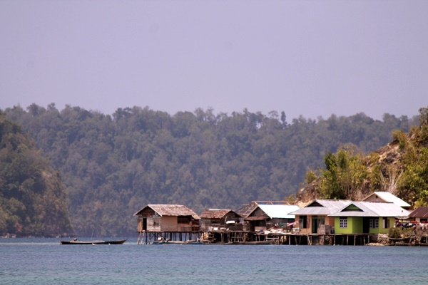 Read more about the article Masyarakat Bajo (Suku Pengembara Laut) di Kepulauan Togean Sulawesi Tengah