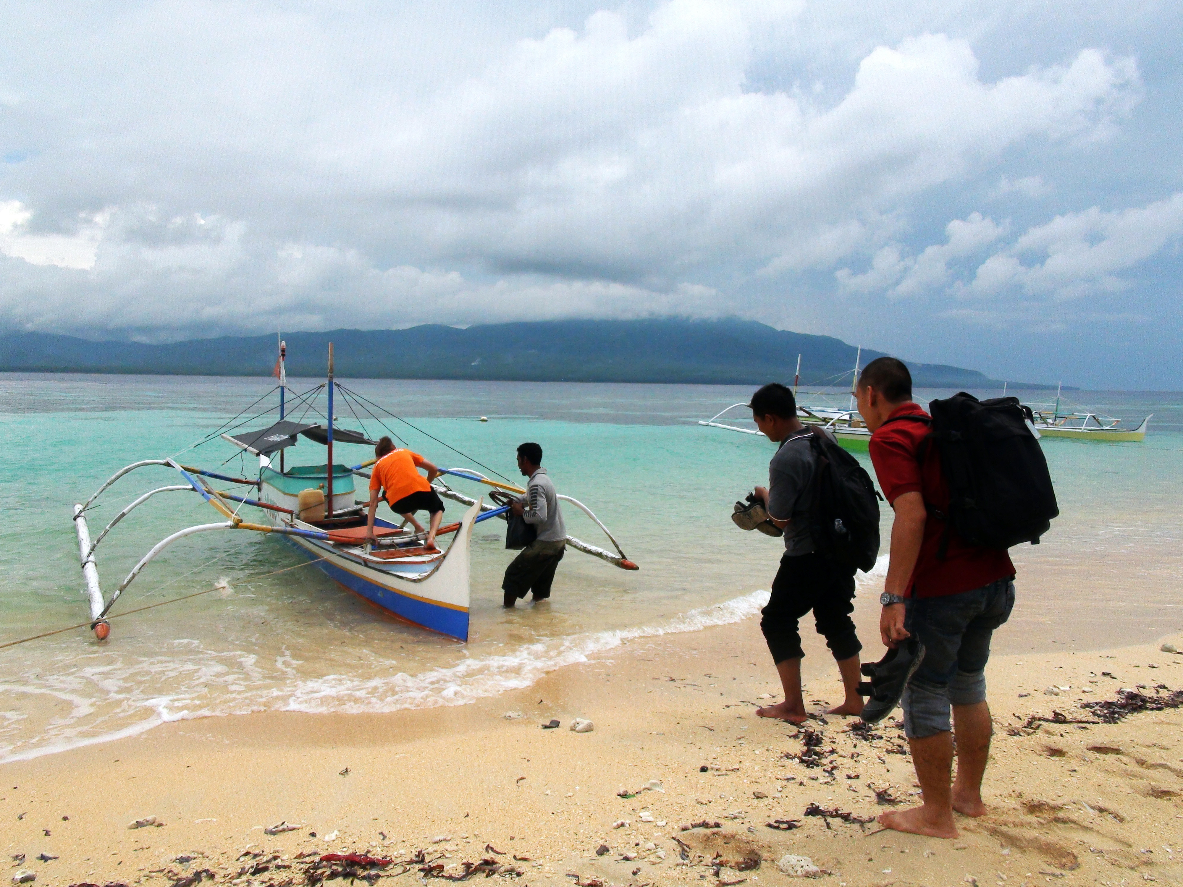 Read more about the article Riset Lapangan Perdagangan Lintas Batas Indonesia-Pilipina (Pulau Terluar di Sangihe)