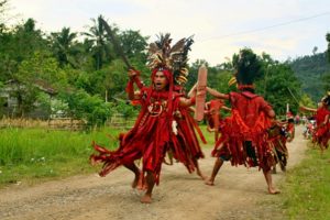 Read more about the article Seni-Budaya Kawasaran Desa Serasi Dumoga Bolmong, Eksis di tengah Keterisolasian Pemukiman dan Peralatan Tidak Memadai
