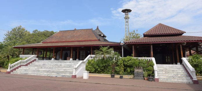 Masjid Mantingan di Kabupaten Jepara, Jawa Tengah.