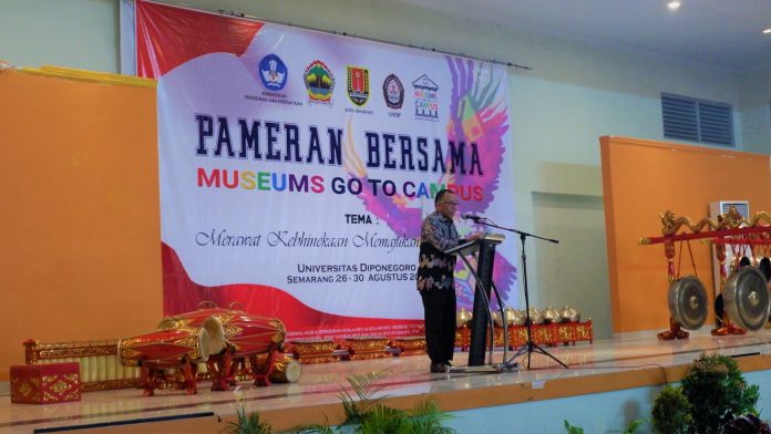 Pameran Dibuka oleh Fitra Arda, Direktur Pelestarian Cagar Budaya dan Permuseuman (26/8).