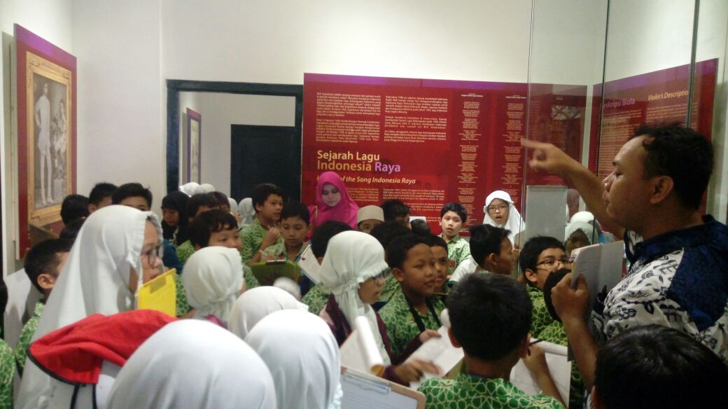 You are currently viewing Kunjungan SDIT Nurul Fikri Depok ke Museum Sumpah Pemuda