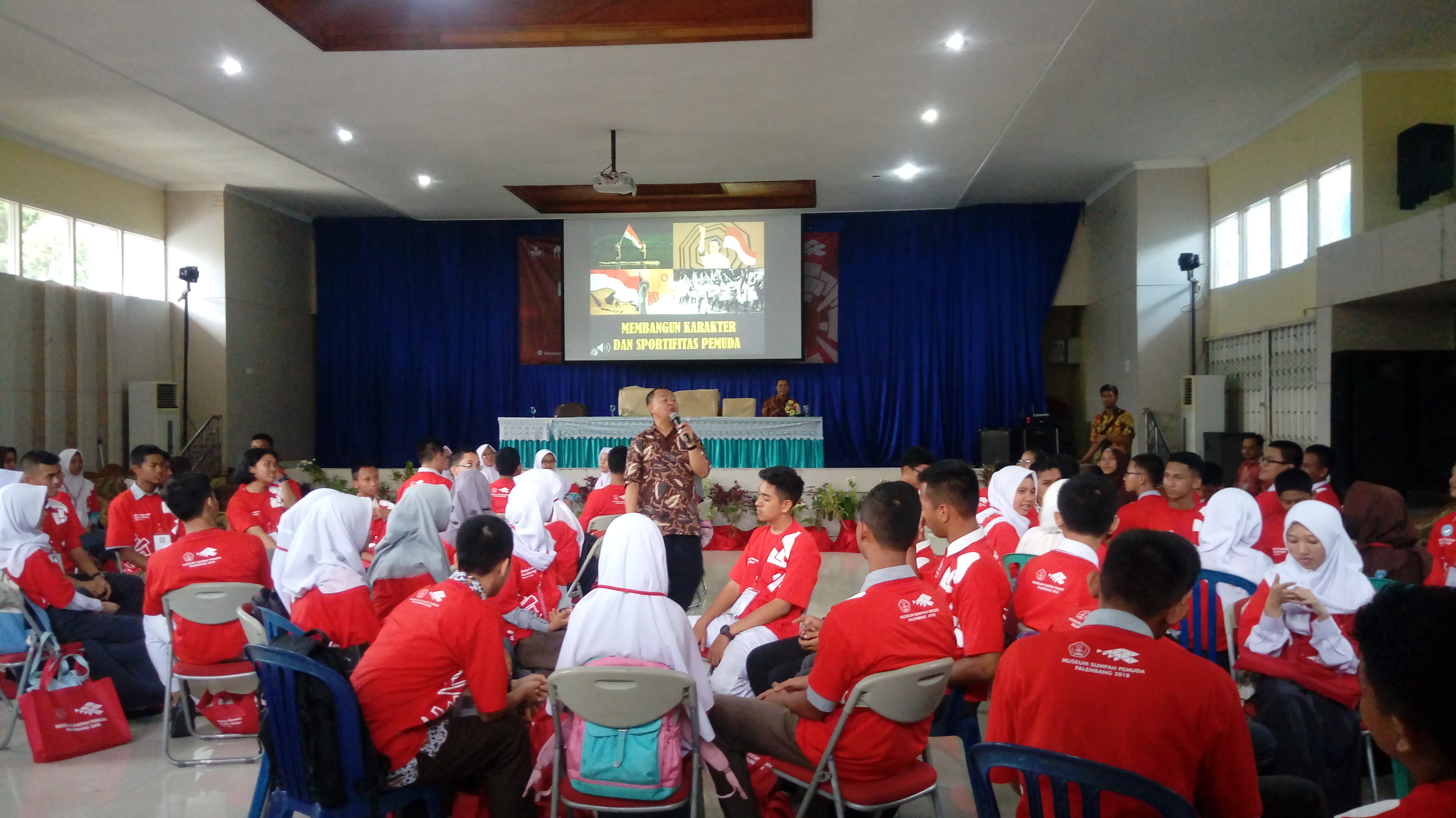 Read more about the article Diskusi Penanaman Karekter Bangsa Tingkat SMA