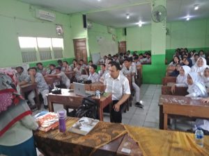 Read more about the article Penyuluhan Permuseuman di SMP Bina Pengudi Luhur dan SDN Utan Kayu Selatan 11 Pg.