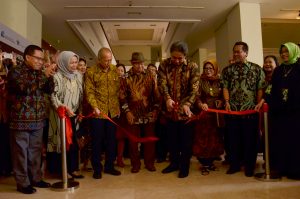 Dirjenbud membuka Pameran Sejarah Asian Games di Museum Nasional