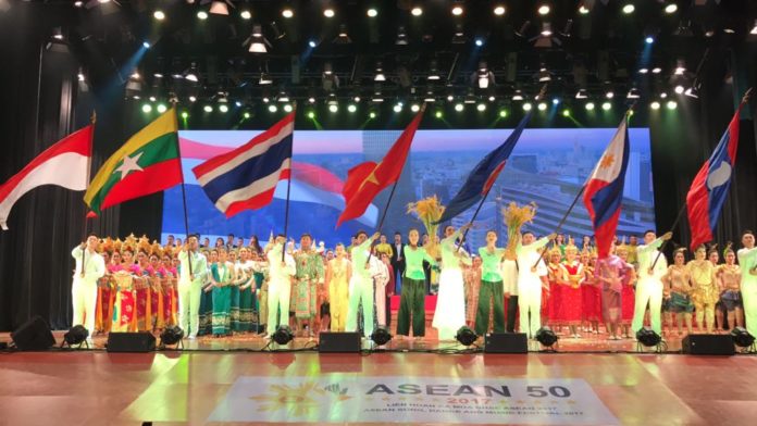 Perayaan 50 tahun ASEAN