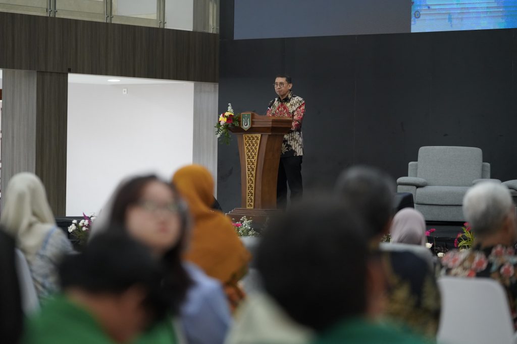 Menbud Fadli Zon Menyatakan Urgensi Demokrasi Berbasis Sejarah, Budaya, dan Kearifan Lokal Indonesia